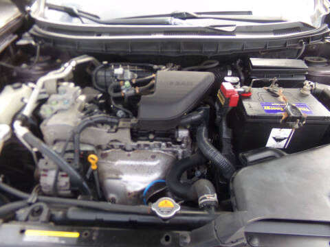 2013 Nissan Rogue SV w/SL Package