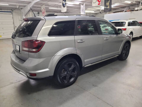 2020 Dodge Journey Crossroad