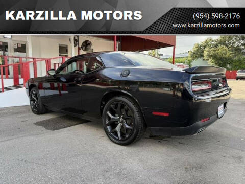 2022 Dodge Challenger SXT