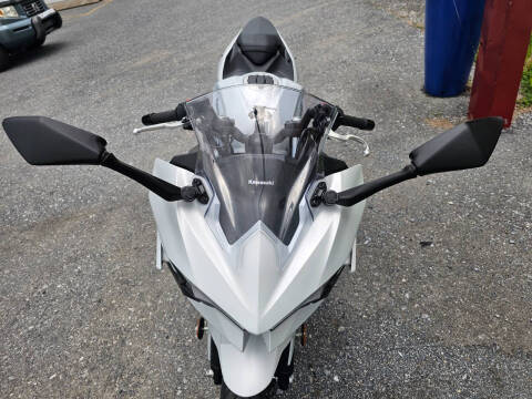 2025 Kawasaki EX 500 Ninja