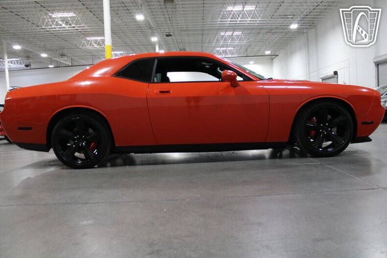 2009 Dodge Challenger SRT8