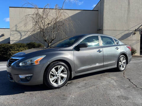 2015 Nissan Altima for sale at E Z Rent-To-Own in Schuylkill Haven PA