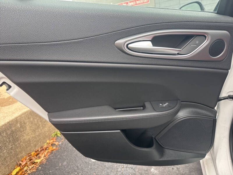 2025 Alfa Romeo Giulia