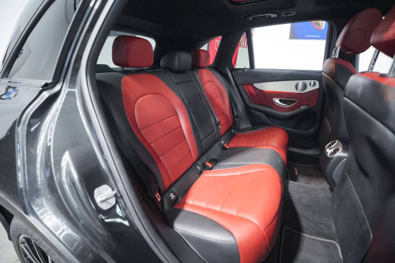 2021 Mercedes-Benz GLC GLC 300