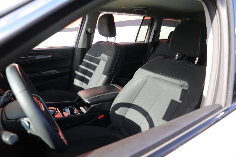 2023 Jeep Grand Cherokee L