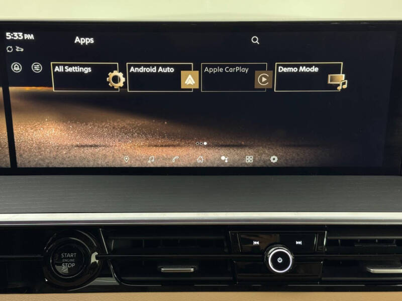 2025 Infiniti QX80 Sensory