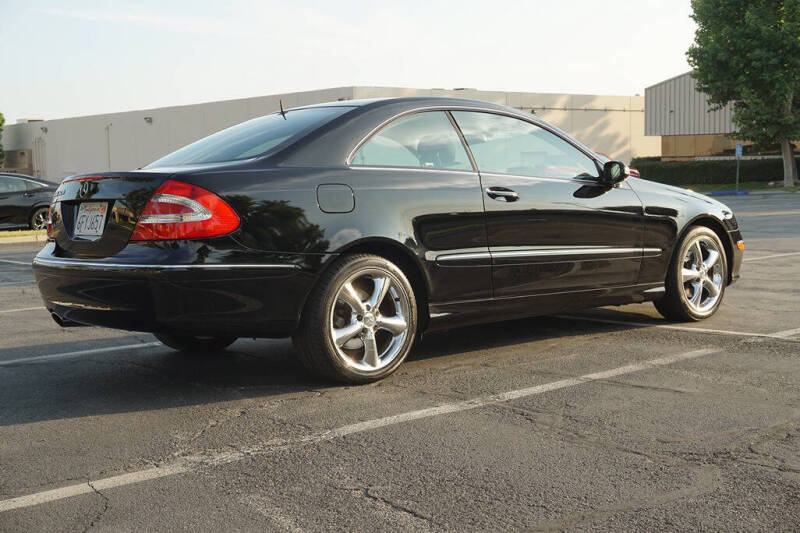 2005 Mercedes-Benz CLK CLK 320