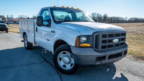 2005 Ford F-350 Super Duty for sale at Fruendly Auto Source in Moscow Mills MO