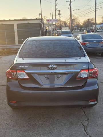 2013 Toyota Corolla LE