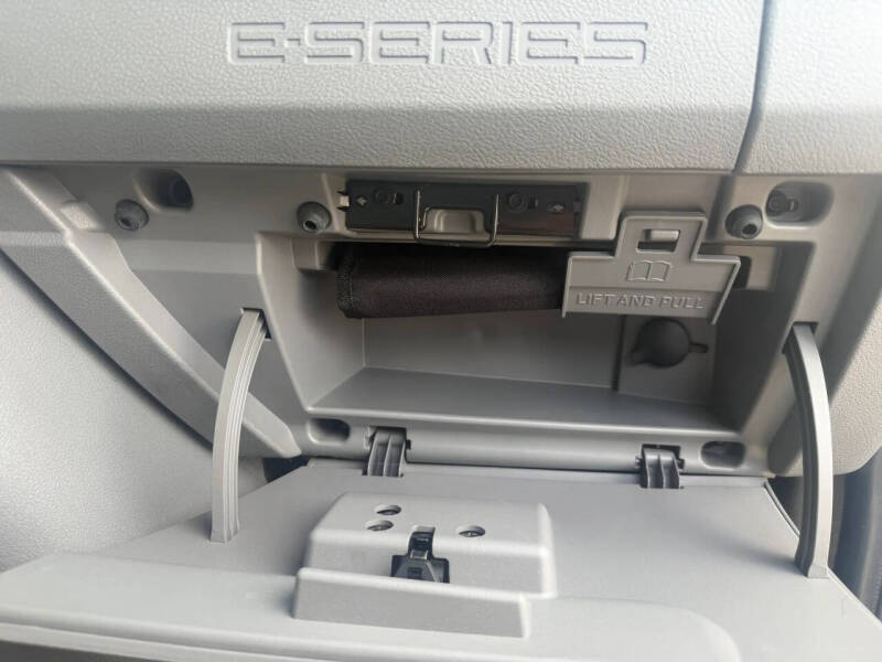 2013 Ford E-Series E-250