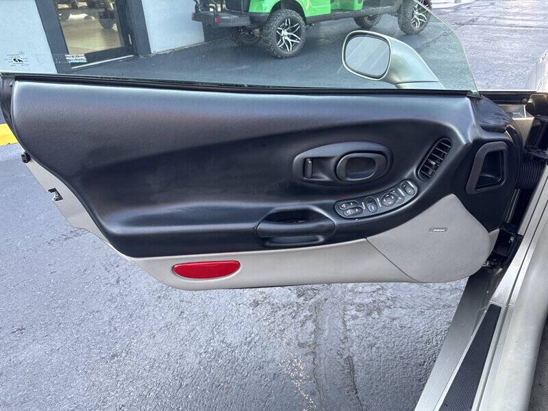 2000 Chevrolet Corvette