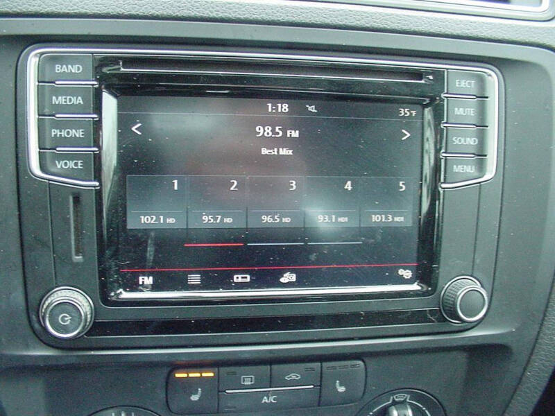 2017 Volkswagen Jetta 1.4T SE