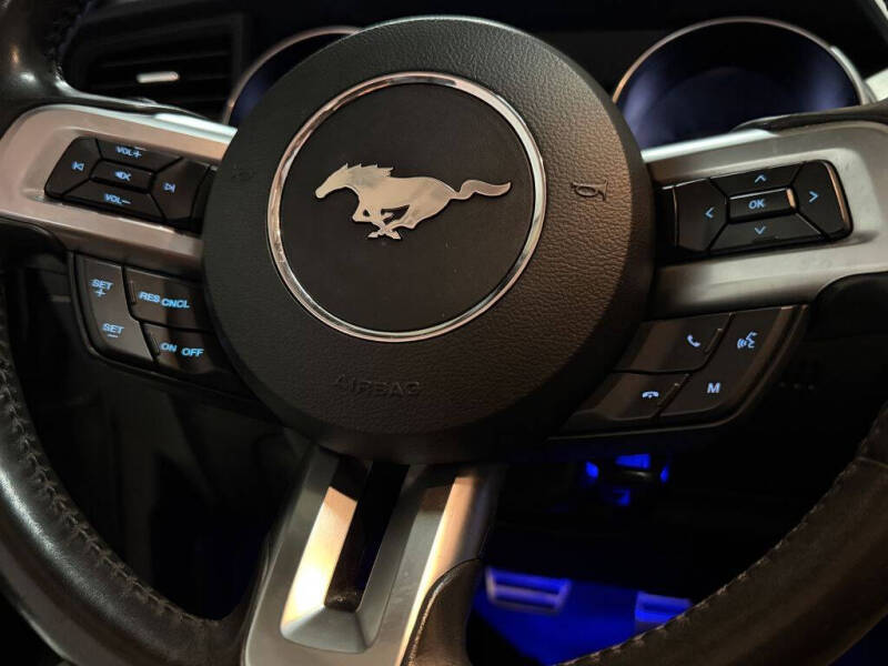 2020 Ford Mustang
