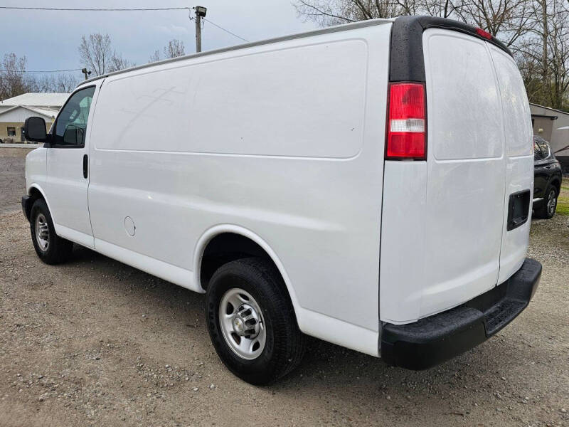 2021 Chevrolet Express 2500