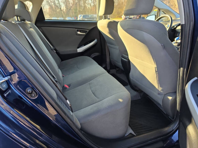 2012 Toyota Prius Two