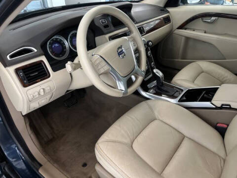 2013 Volvo XC70 T6 Premier Plus