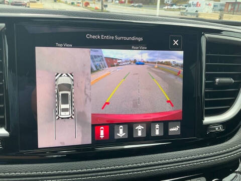 2026 Chrysler Pacifica Select