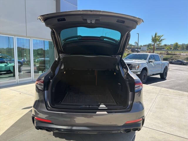 2022 Maserati Levante Modena