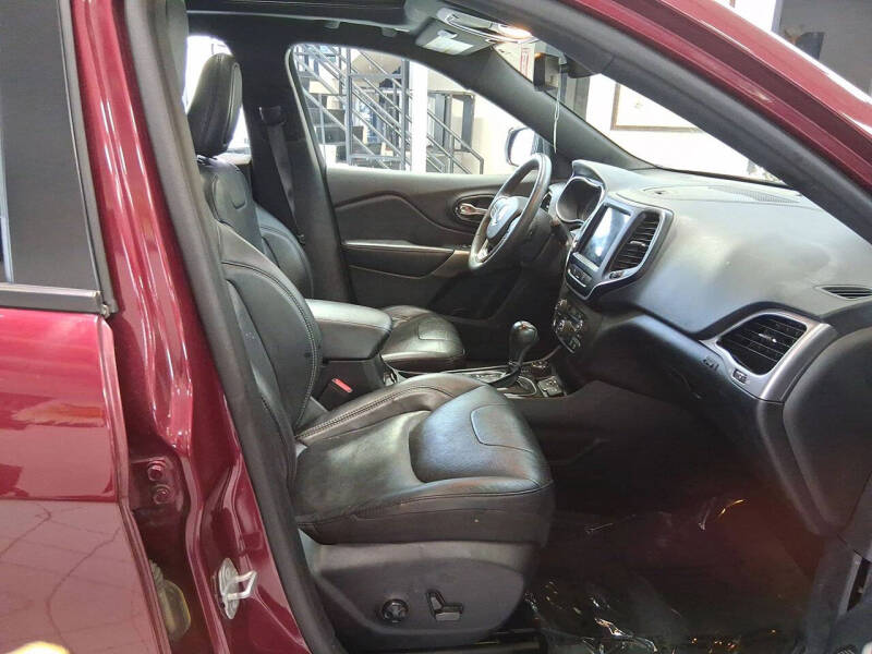 2021 Jeep Cherokee 80th Anniversary Edition