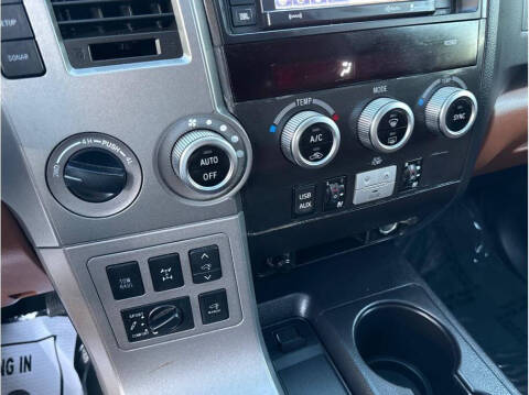 2016 Toyota Sequoia Platinum