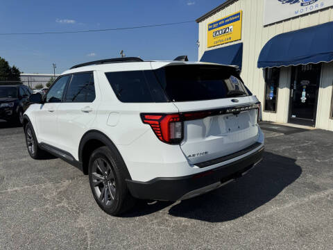 2025 Ford Explorer Active