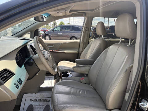2011 Toyota Sienna XLE 8-Passenger