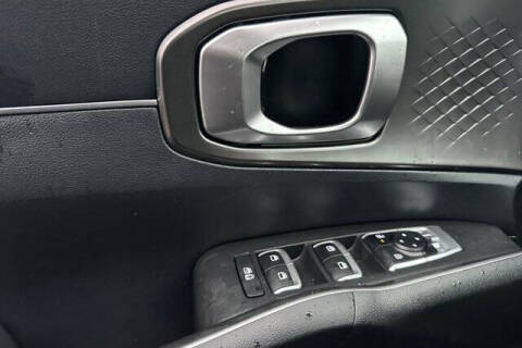 2025 Kia Sorento Hybrid EX