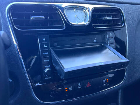 2014 Chrysler 200 Limited