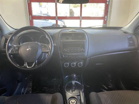 2017 Mitsubishi Outlander Sport ES