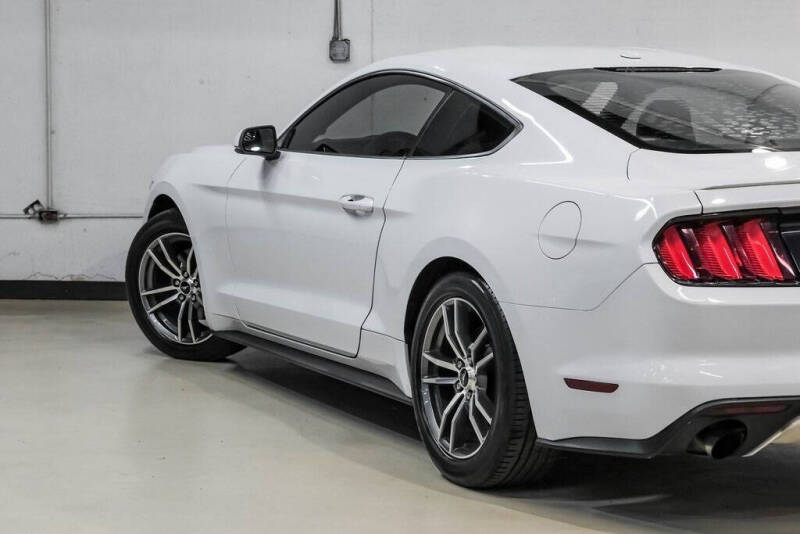 2017 Ford Mustang EcoBoost Premium