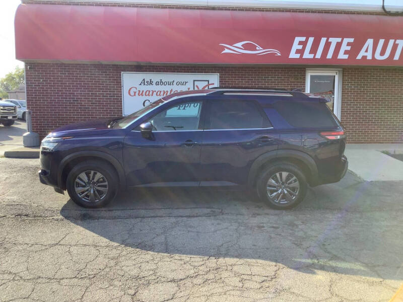 2022 Nissan Pathfinder SV