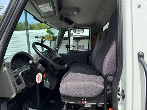 2018 International DuraStar 4300