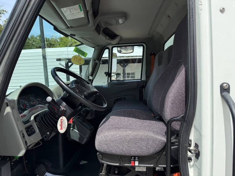 2018 International DuraStar 4300