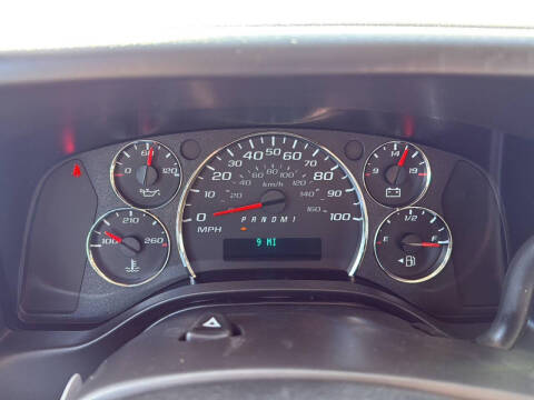 2025 Chevrolet Express 2500