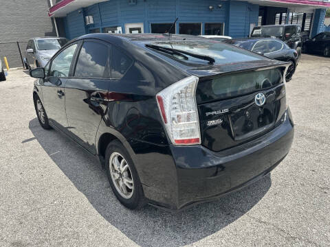 2010 Toyota Prius III
