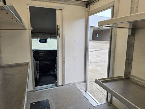 2022 Chevrolet Express 3500