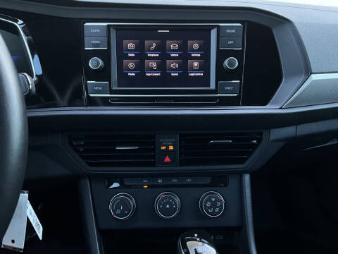 2024 Volkswagen Jetta S