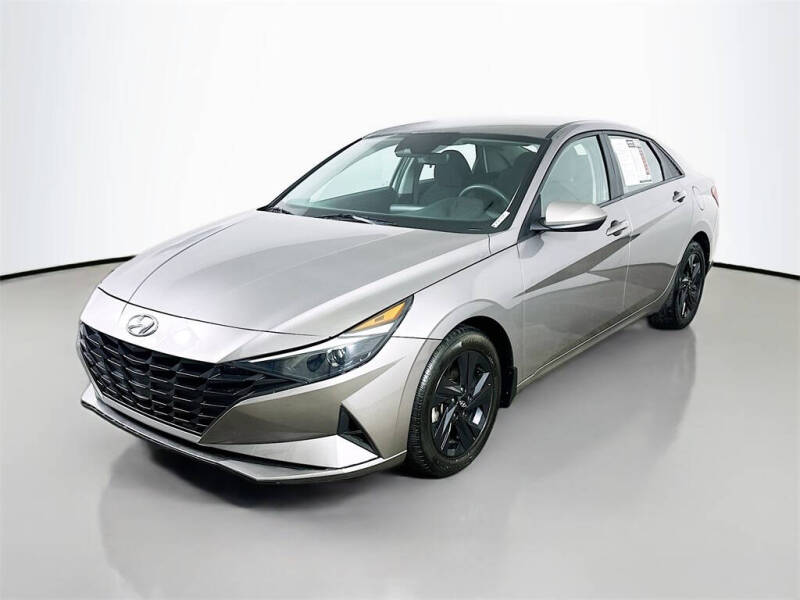 2022 Hyundai Elantra