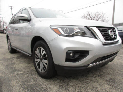 2017 Nissan Pathfinder SV