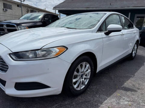 2016 Ford Fusion S