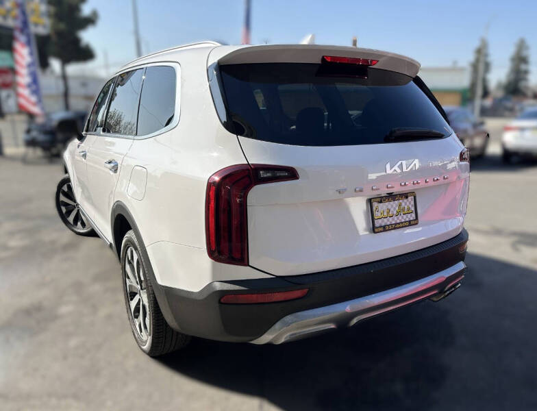 2022 Kia Telluride S