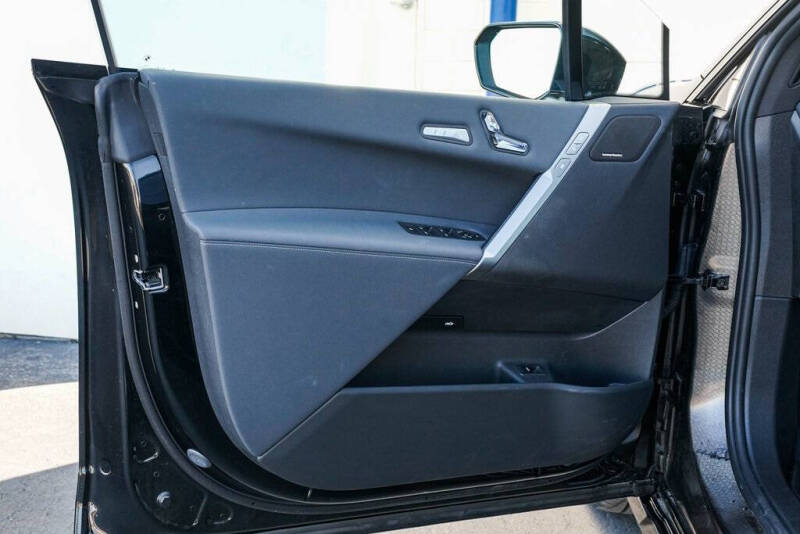 2025 BMW iX xDrive50