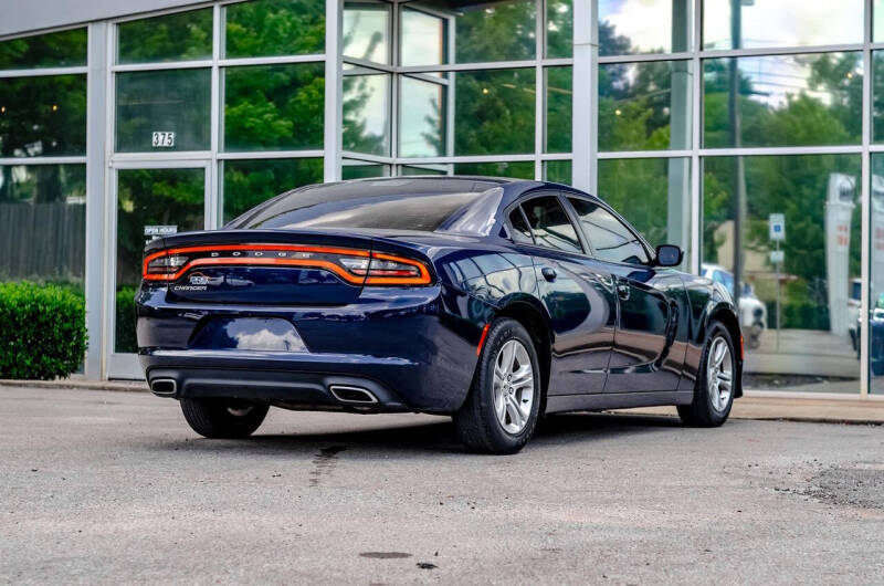 2017 Dodge Charger SE