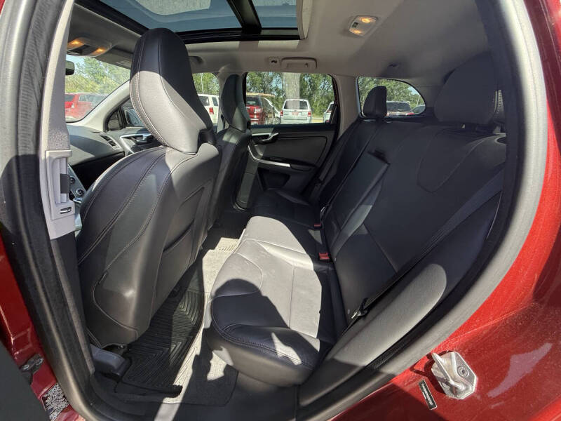 2017 Volvo XC60 T6 Dynamic