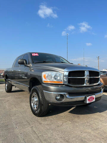 2006 Dodge Ram 1500 for sale at UNITED AUTO INC in South Sioux City NE
