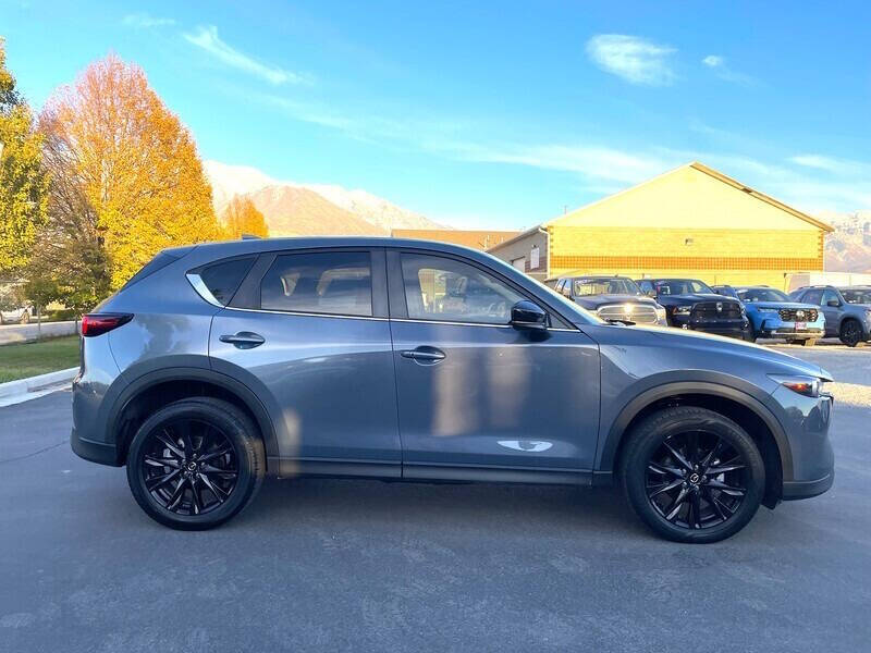 2022 Mazda CX-5 S Carbon Edition photo 3