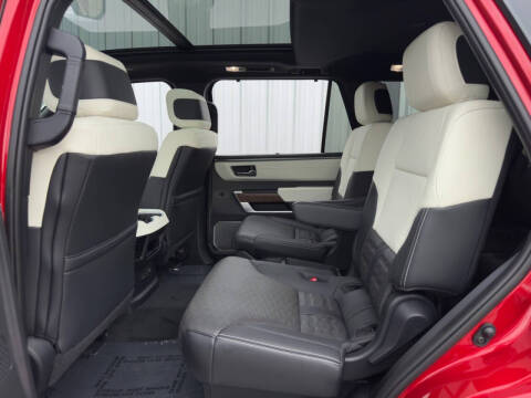 2024 Toyota Sequoia Capstone