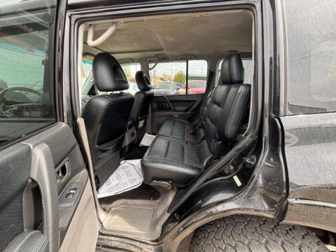 2002 Mitsubishi Montero Limited