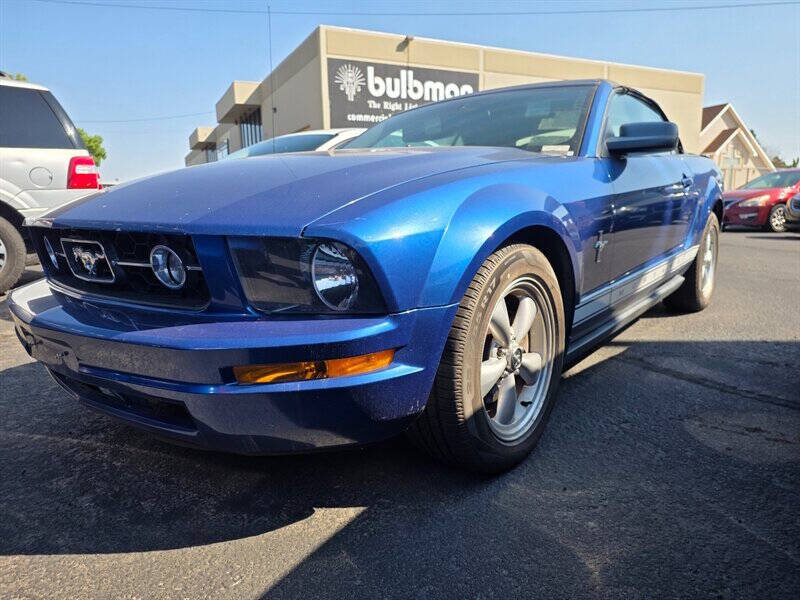 2007 Ford Mustang Deluxe's photo