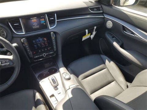 2025 Infiniti QX50 Luxe